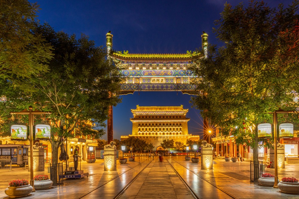 李祿-前門夜景.jpg